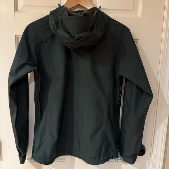 Outdoor Research Women's Aspire Gore-Tex
Jacket V055 Green SP - Picture 3 of 7